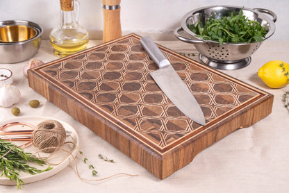 End Grain Cutting Board with 3D Pattern